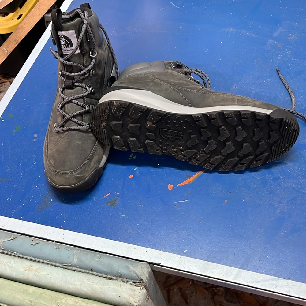 The North Face Back-To-Berkeley Mid WP Boot - Men's Zinc Grey/TNF Black